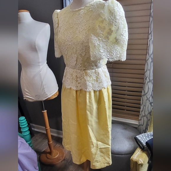 The Most Adorable William Pearson Vintage Dress Ever - Picture 4 of 6